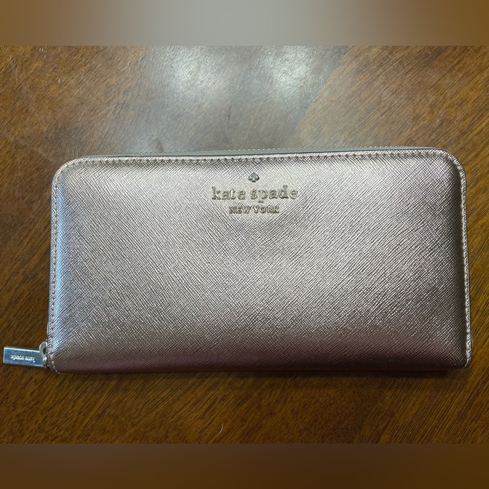 kate spade Leila Large Continental Wallet in rose gold